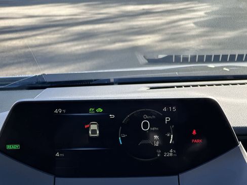 New 2026 Toyota Prius Plug-In Hybrid image 17