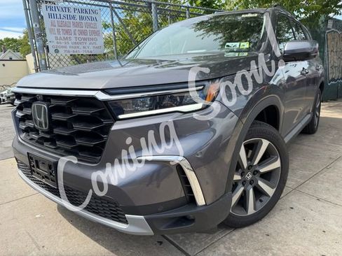 Certified 2025 Honda Pilot Elite image 1