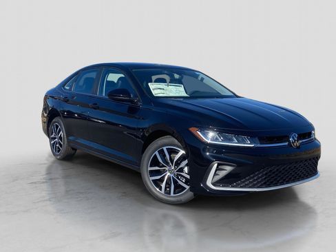 New 2026 Volkswagen Jetta SE image 1