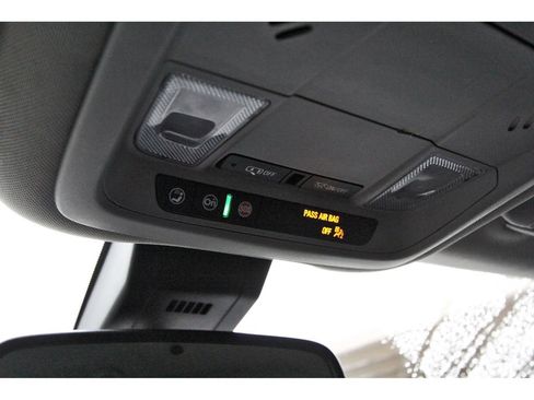 Used 2023 GMC Terrain SLE w/ Driver Convenience Package AWD/4WD image 23