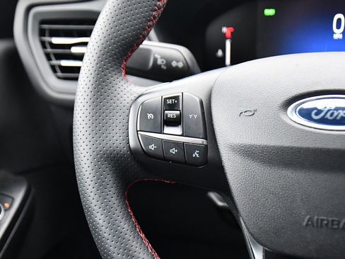 Used 2023 Ford Escape ST-Line Select w/ Class II Trailer Tow Package image 34