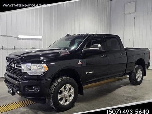Used 2022 RAM 2500 Big Horn w/ Level 1 Equipment Group image 1