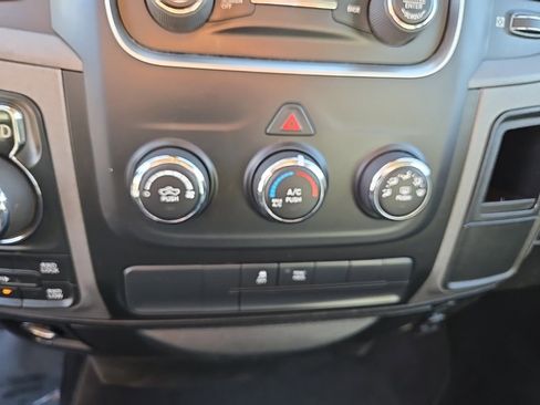 Used 2019 RAM 1500 Express image 32