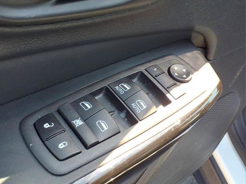 Used 2023 Jeep Cherokee Altitude Lux w/ Lux Elite Package AWD/4WD image 21