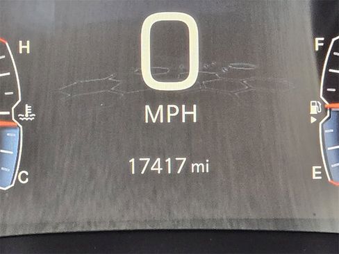 Certified 2024 Jeep Compass Limited w/ Sun and Sound Group image 24