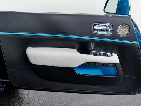 Used 2020 Rolls-Royce Wraith Black Badge image 31