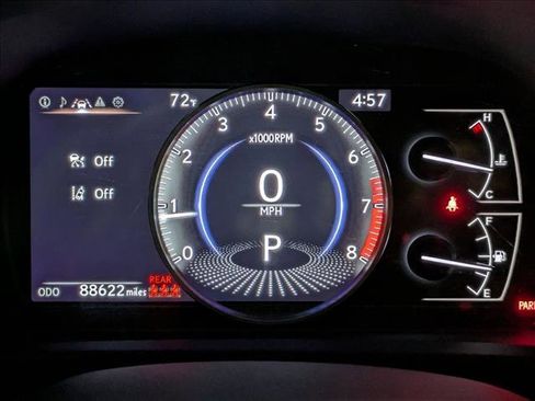 Used 2021 Lexus UX 200 image 11