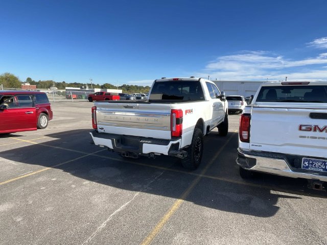 Used 2024 Ford F250 Platinum AWD/4WD image 2