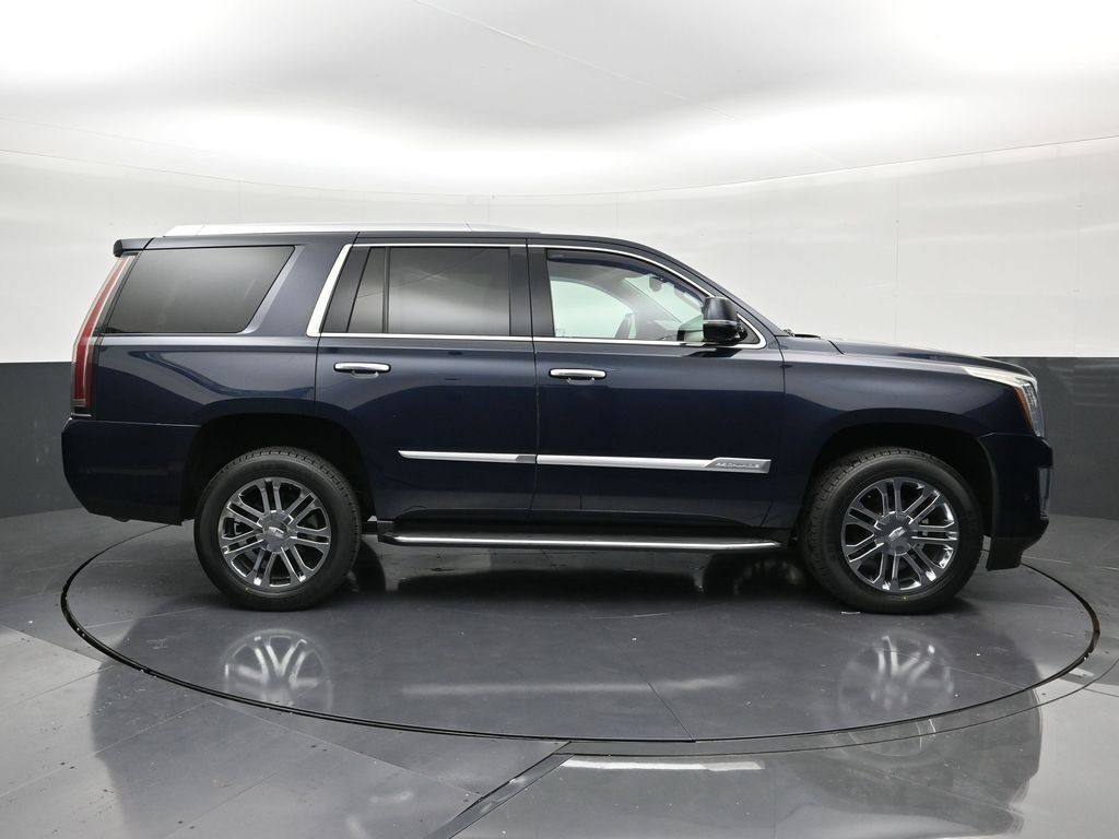 Used 2020 Cadillac Escalade 2WD image 6