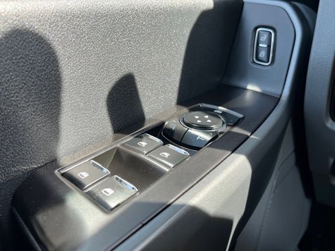 Used 2024 Ford F250 XLT image 28