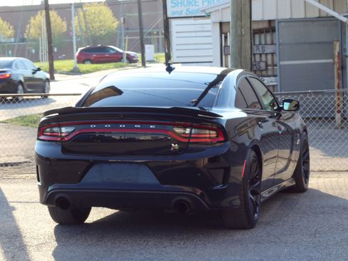 Used 2019 Dodge Charger Scat Pack w/ Dynamics Package image 8