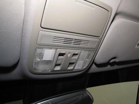 Certified 2019 Honda CR-V EX image 8