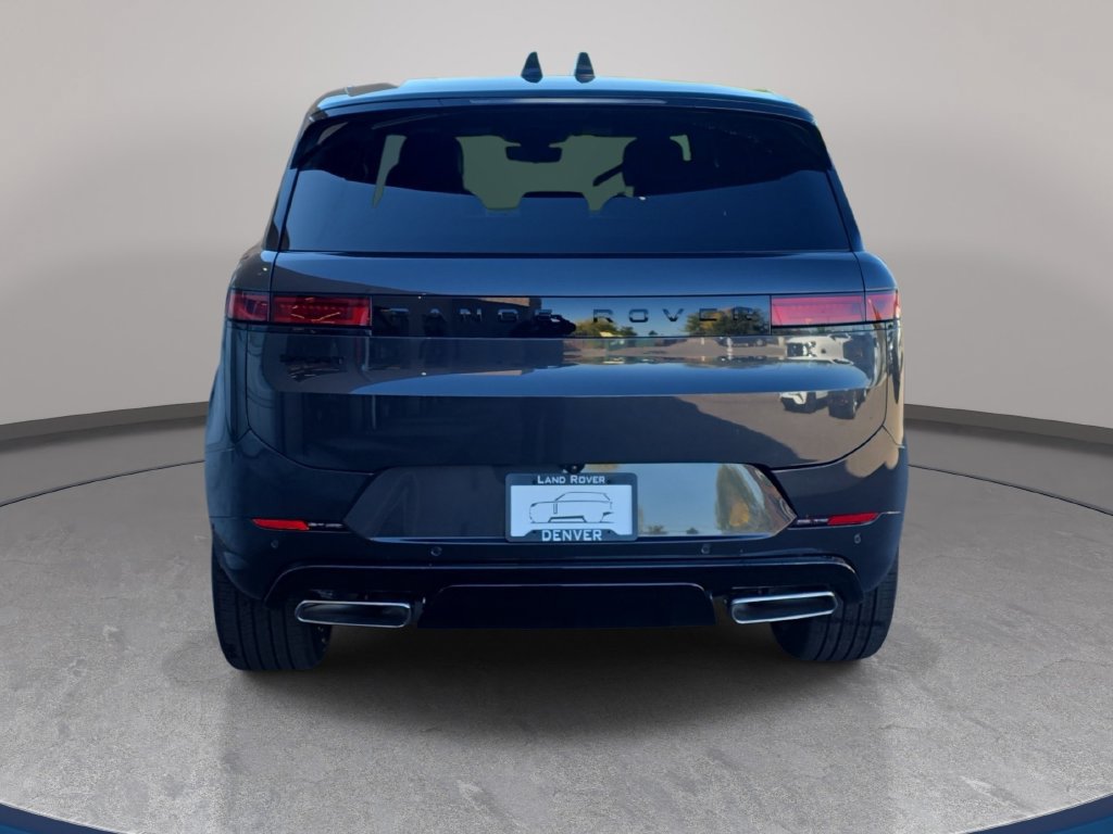 New 2027 Land Rover Range Rover Sport Dynamic SE AWD/4WD image 6