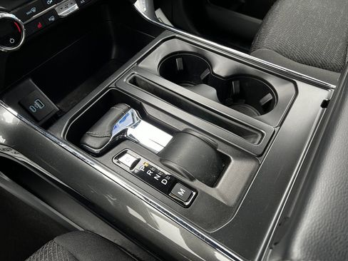 Used 2021 Ford F150 XLT w/ Equipment Group 302A High image 19