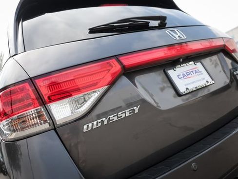 Used 2015 Honda Odyssey Touring Elite image 14