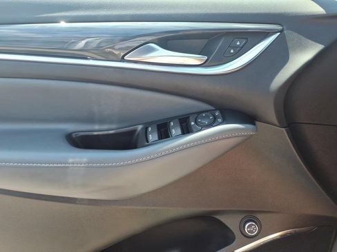Used 2023 Buick Enclave Essence w/ Experience Buick Package FWD image 13