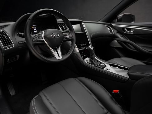Used 2019 INFINITI Q60 3.0t Luxe AWD/4WD image 2
