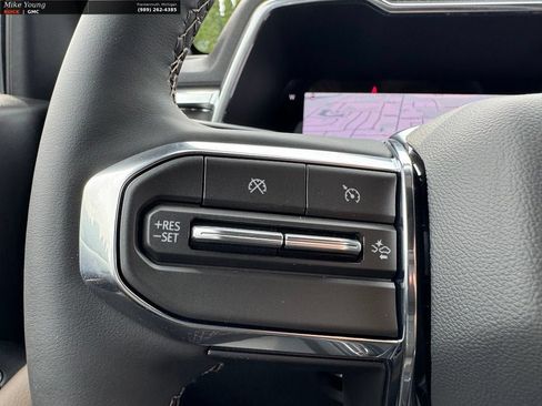 New 2026 GMC Canyon Denali AWD/4WD image 15