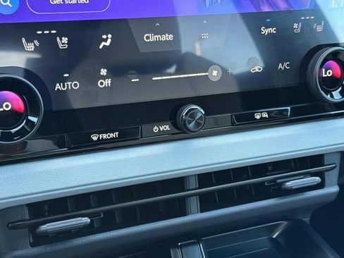 New 2026 Subaru Solterra image 21