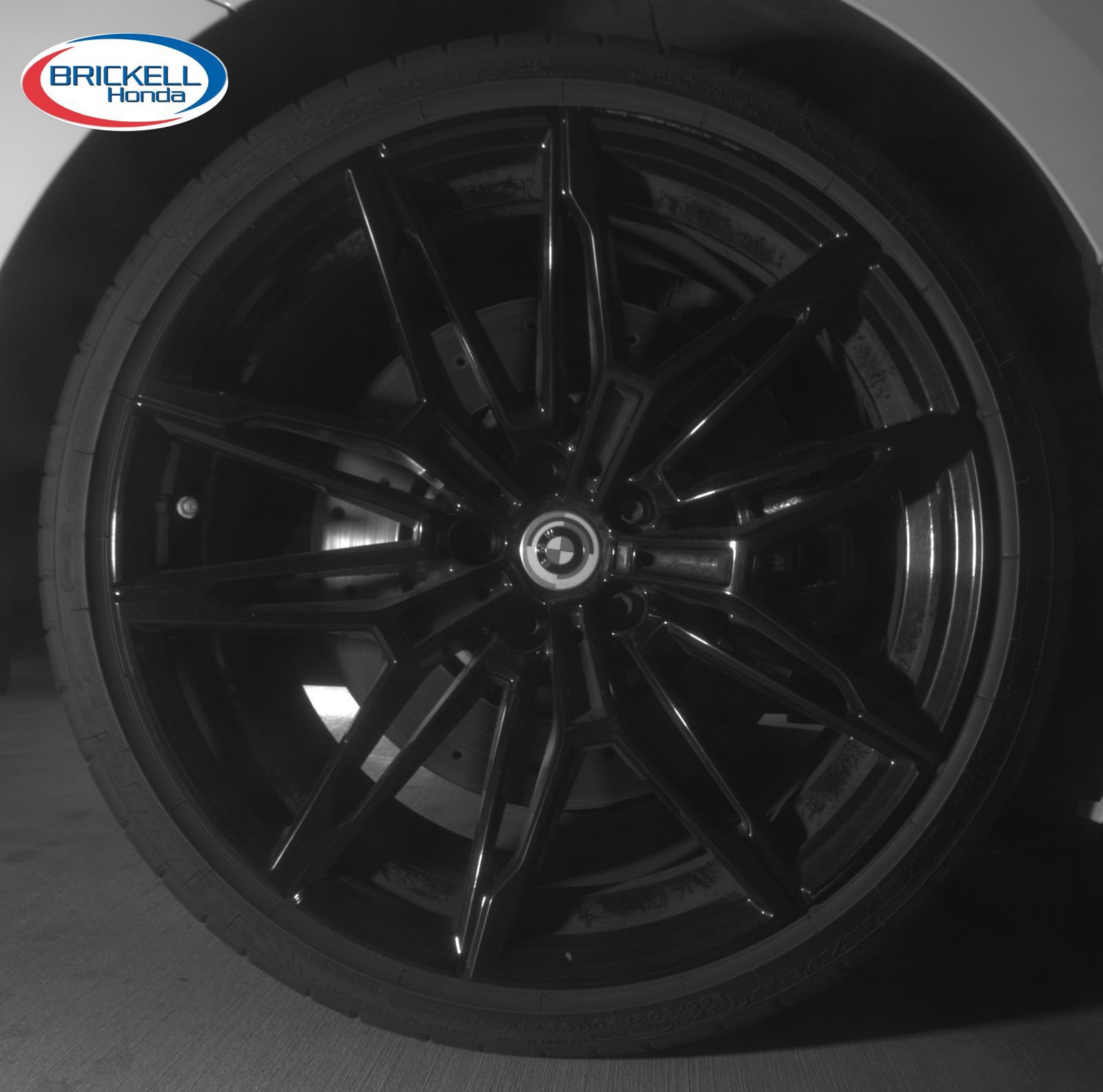 Used 2023 BMW M2 w/ Lighting Package RWD image 12