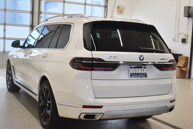 Used 2026 BMW X7 xDrive40i AWD/4WD image 10