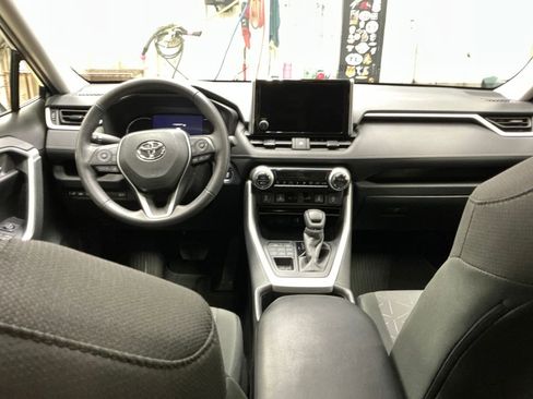 Certified 2024 Toyota RAV4 XLE w/ Convenience Package image 17