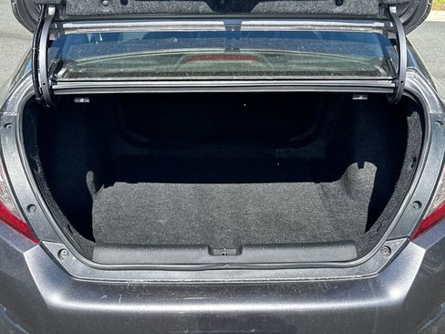 Used 2019 Honda Civic EX-L image 18