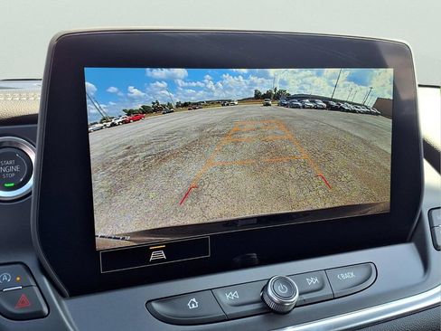 Used 2026 Chevrolet Blazer LT FWD image 11