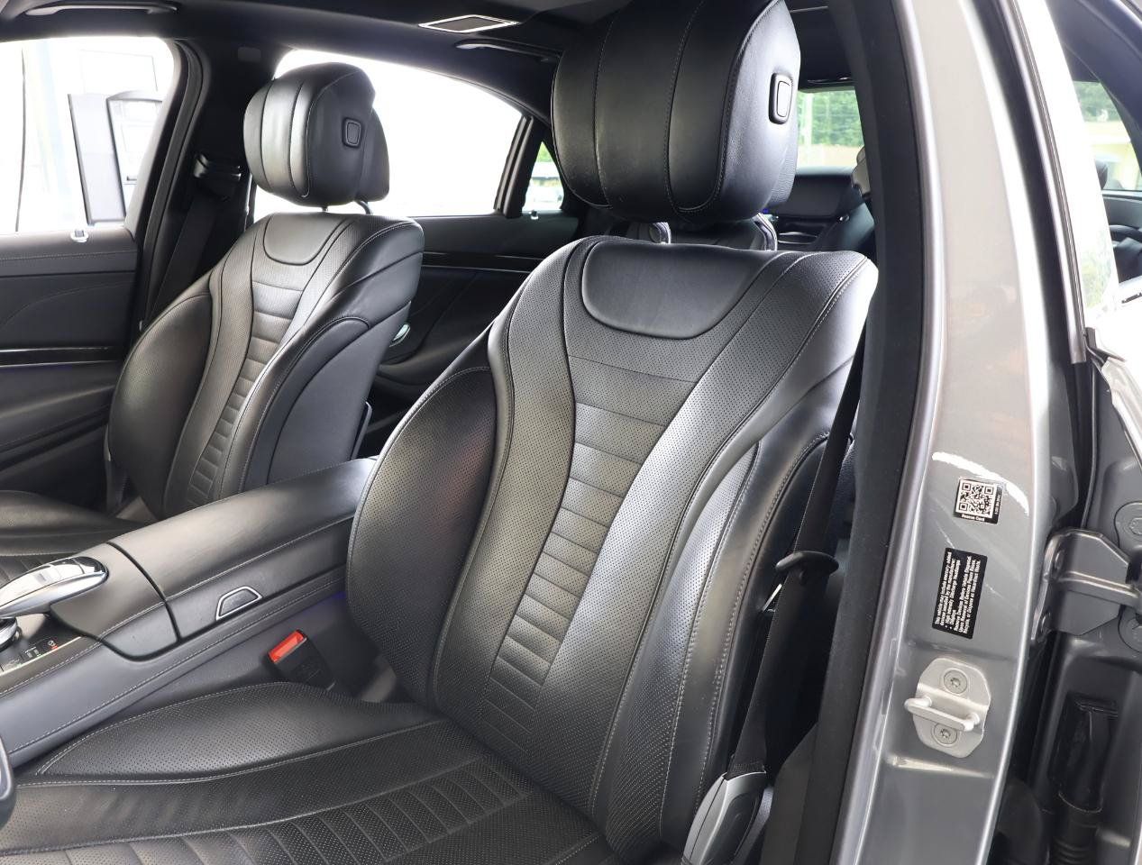 Used 2015 Mercedes-Benz S 550 Sedan image 20