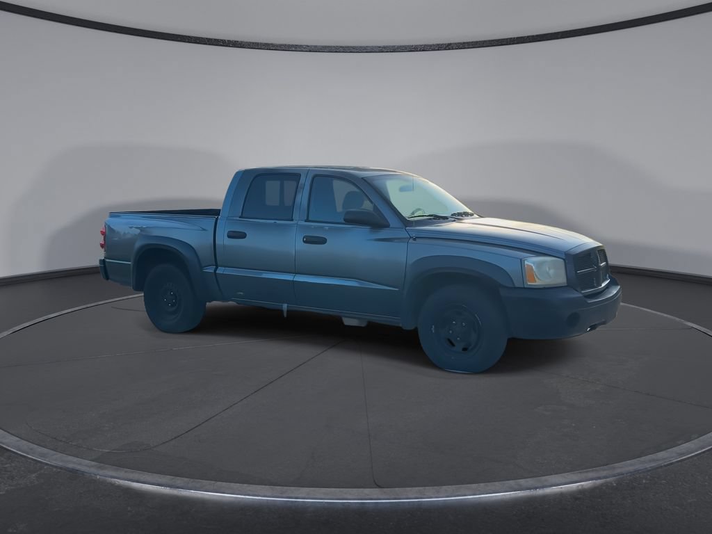 Used 2005 Dodge Dakota ST RWD image 2