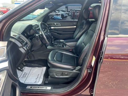 Used 2019 Ford Explorer Sport AWD/4WD image 11