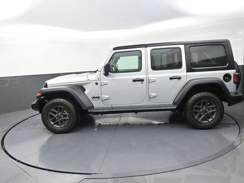 Used 2024 Jeep Wrangler Unlimited Sport AWD/4WD image 48