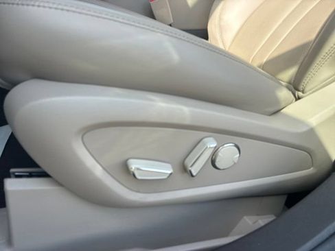 Certified 2023 Lincoln Nautilus Reserve FWD image 21