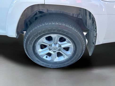 Used 2023 Toyota 4Runner SR5 AWD/4WD image 15