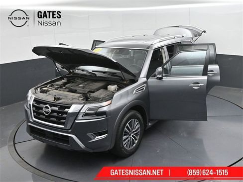 Used 2024 Nissan Armada SL image 51