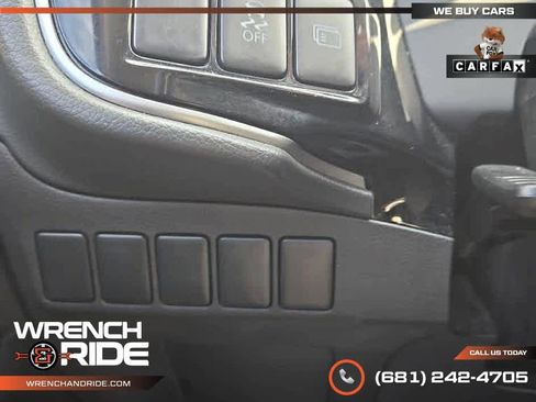 Used 2016 Mitsubishi Outlander SEL image 18