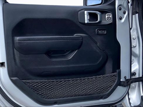 Used 2022 Jeep Wrangler Unlimited Sport AWD/4WD image 21