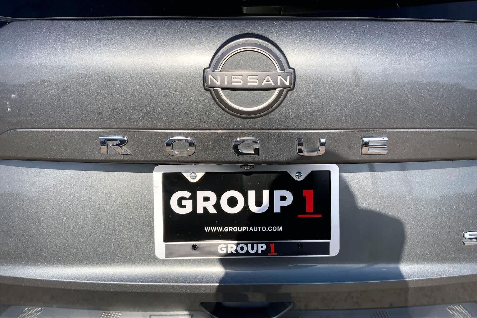 Used 2023 Nissan Rogue SV w/ SV Premium B Package FWD image 10