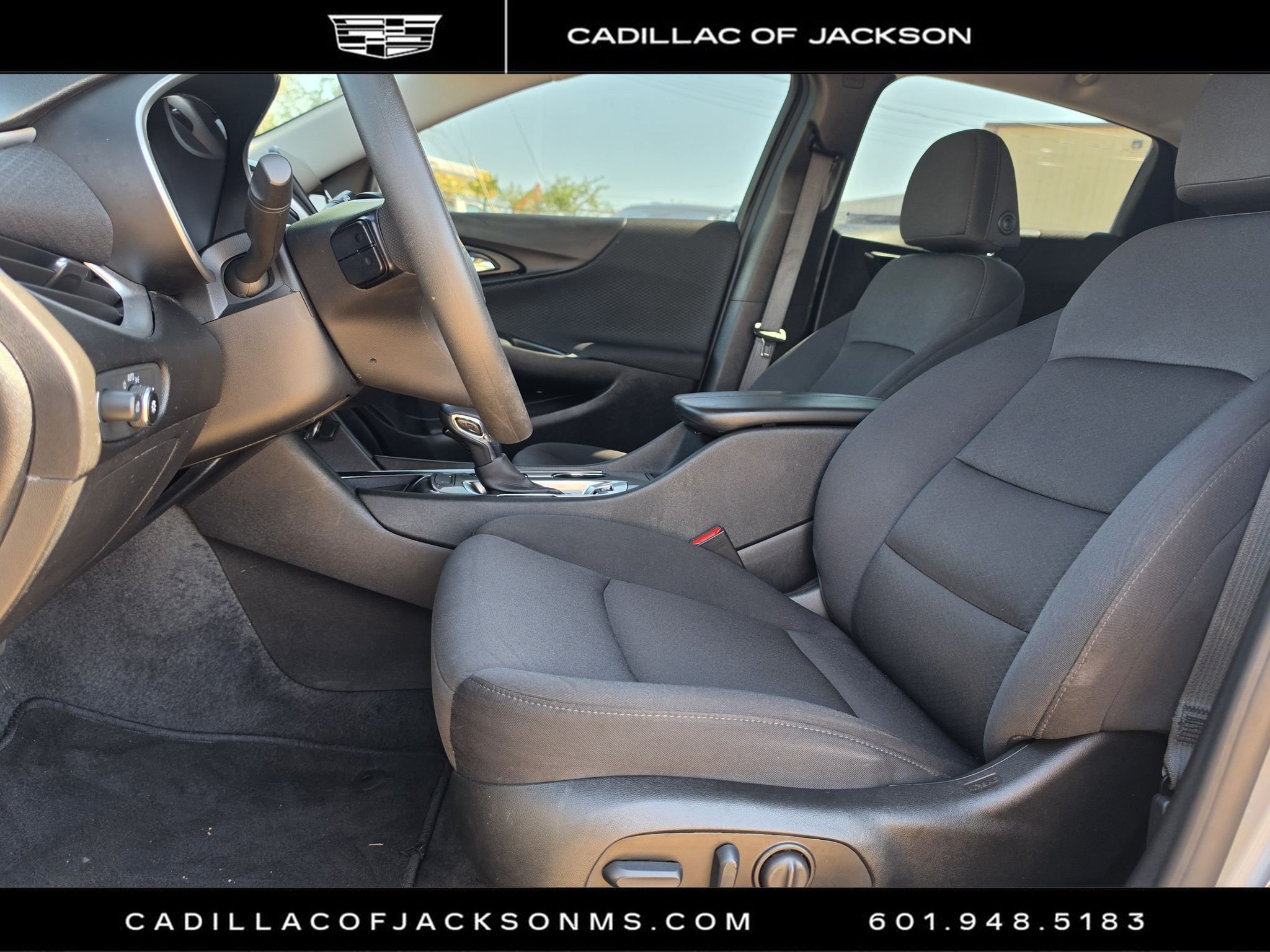 Used 2024 Chevrolet Malibu LT FWD image 9