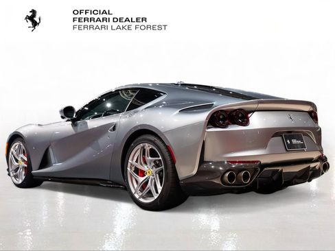 Used 2020 Ferrari 812 Superfast RWD image 2