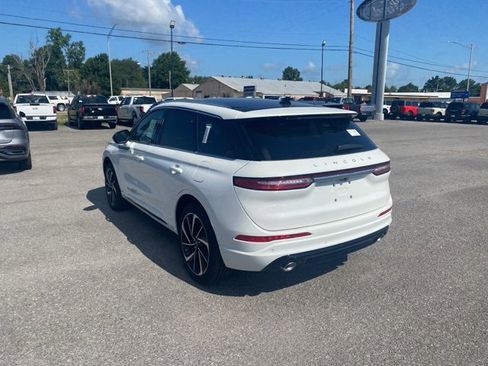 New 2024 Lincoln Corsair Grand Touring w/ Equipment Group 301A image 4