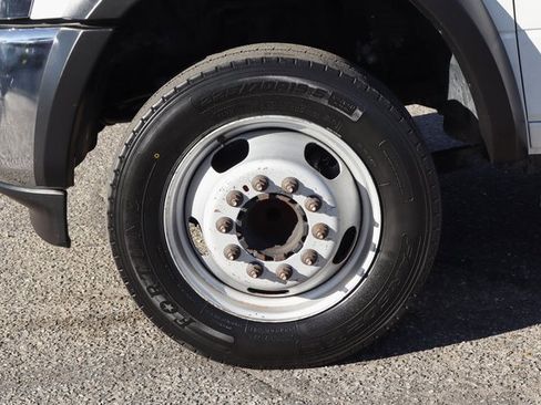 Used 2020 RAM 5500 Tradesman image 39