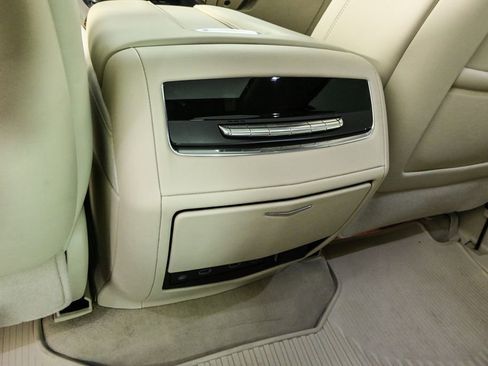 New 2024 Cadillac Escalade Sport Platinum w/ LPO, ONYX Package image 17