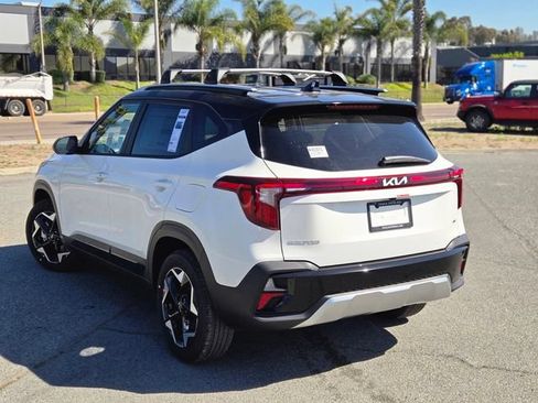 New 2026 Kia Seltos S FWD image 10
