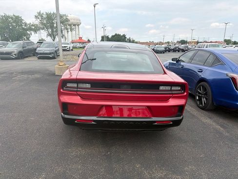 Used 2024 Dodge Charger Daytona R/T w/ Plus Group AWD/4WD image 4