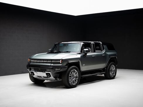 Used 2024 GMC Hummer EV 3X AWD/4WD image 6