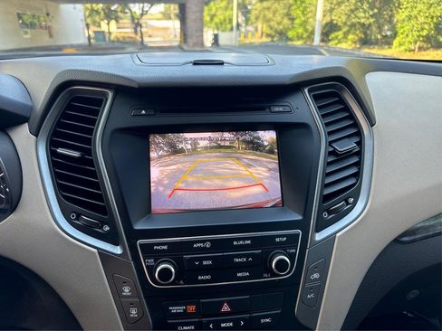 Used 2017 Hyundai Santa Fe Sport FWD image 26