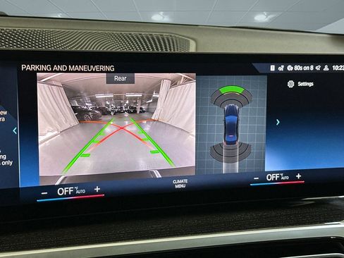 Certified 2023 BMW 330e 330e w/ Premium Package image 24