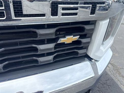 Used 2022 Chevrolet Silverado 2500 LT w/ Convenience Package RWD image 30