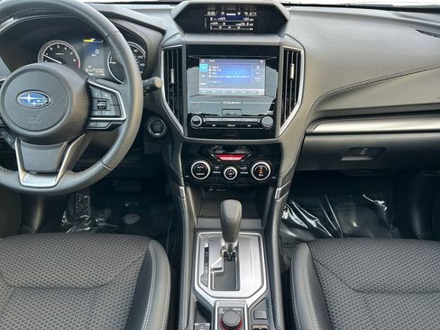 Used 2024 Subaru Forester Premium image 12